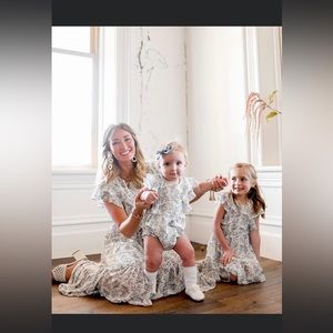 Ivy City Co Blue and White Midi Dress